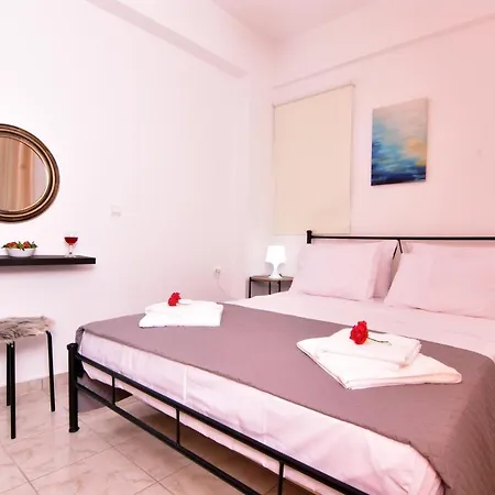 Iakovos Apartman Horafákia