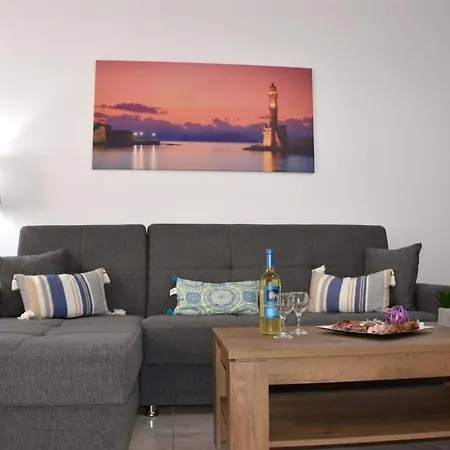 Iakovos Apartman *