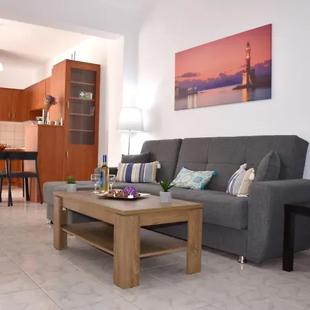 Iakovos Apartman Horafákia